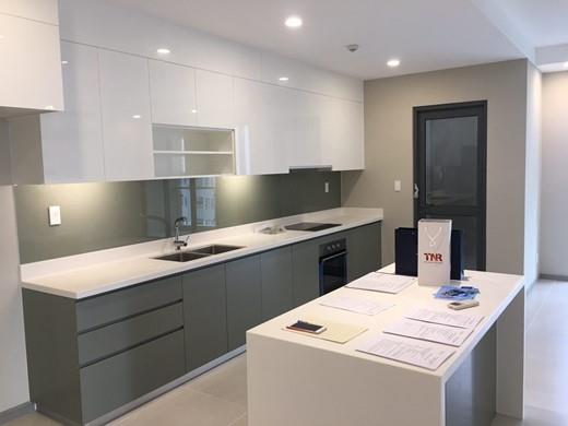 the gold view apartment for rent in district 4 hcmc D404024 (2)